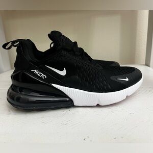 Big Kids 4Y Nike Air Max 270